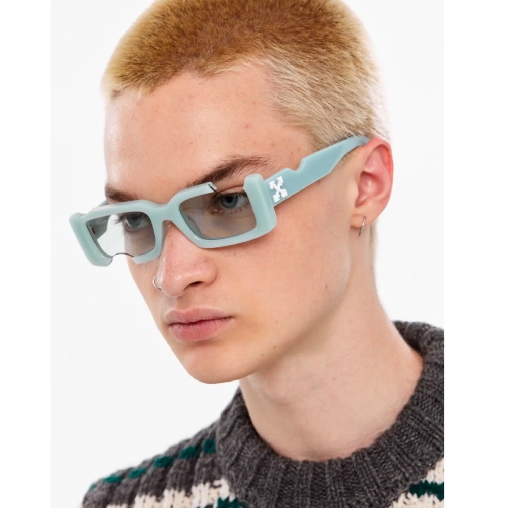 Off-White Cady Sunglasses sold out item